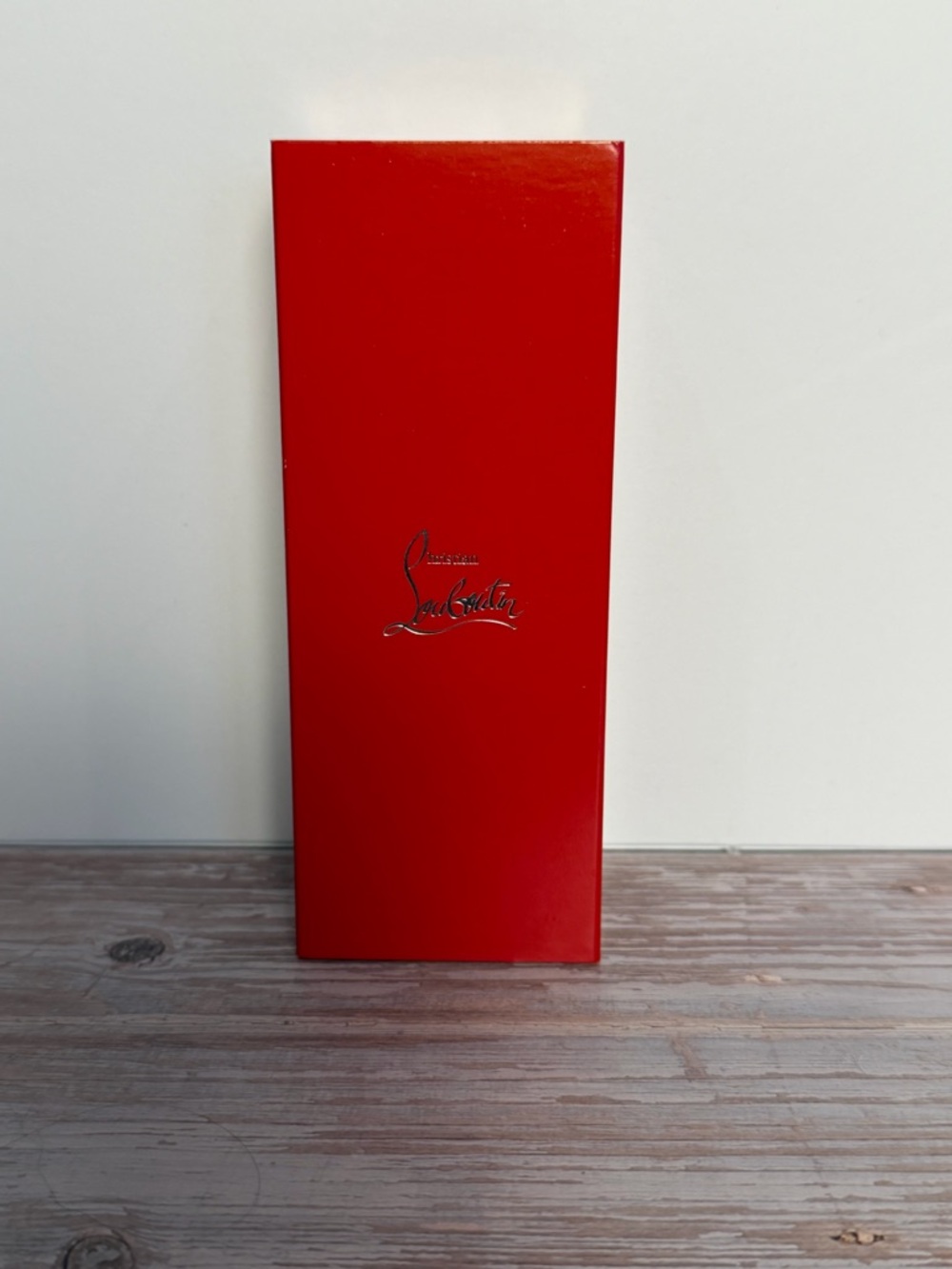 Christian Louboutin Lipstick - Louboutin Rouge 001 (NIB but small defect) - Picture 6 of 8